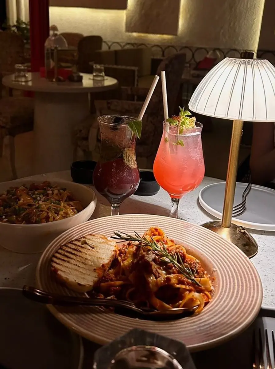 Resturant and cafes